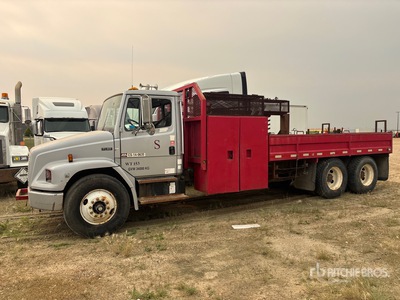 1999 Freightliner FL80 6x4 Camión Caja Abierta (Inoperable)