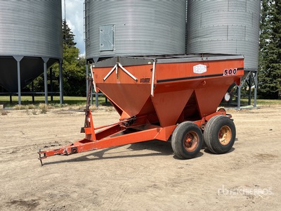 Willmar 500 T/A Fertilizer Spreader