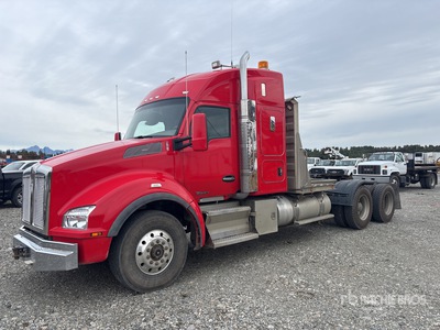 2016 Kenworth T880 6x4 T/A Sleeper Truck Tractor