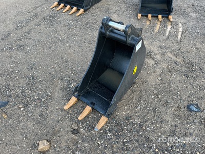 2026 Dynamic Entities 50CL 17 in Excavator Bucket - Fits 45mm Cat 305, 305.5 Komatsu PC45/50/55 Hyundai R55, Hitachi/Deere 50D/G Case, New Holland, Kobelco SK50 Bobcat E50/341/337