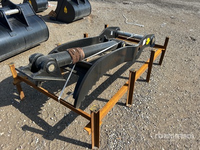 2026 Dynamic Entities 120CL 23 in Excavator Thumb - Fits Cat 311/312/313/314 Kobelco 140 Deere/Hitachi ZX120/135 Case 130/135, Doosan DX140 (Unused)