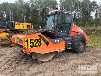 2017 Hamm H12iP Smooth Drum Compactor