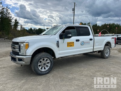 2017 Ford F-250 XLT 4x4 Crew Cab Pickup