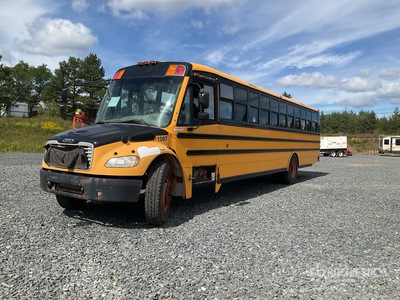 2008 Freightliner B2 4x2 72-Seat School Autobus