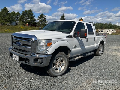 2012 Ford F-250 4x4 Crew Cab ピックアップ