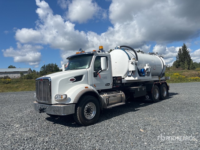 Vacuum Tanker Trucks