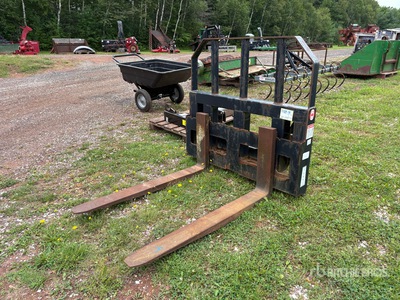 48 in Tractor Pallet Forks