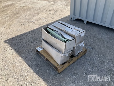 (4) Assorted Vehicle Brackets