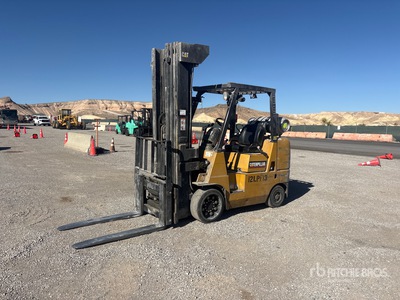 2005 Cat GC35K 3500 lb Cushion Tire Carrelli Elevatori