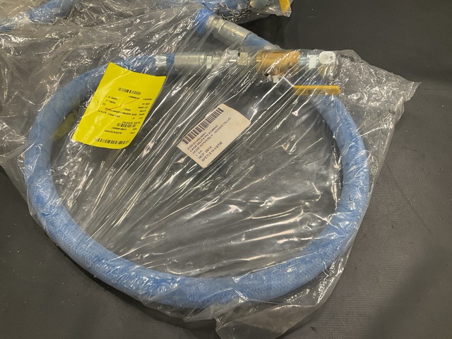 (12) Oshkosh 3108653 Non-Metallic Hose Assemblies