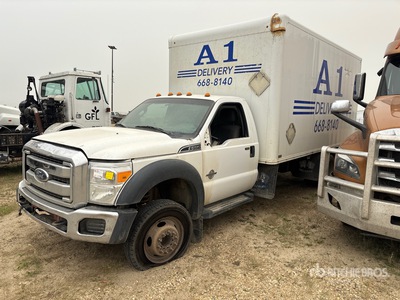 2014 Ford F-550 XLT 4x2 Van Truck (Inoperable)