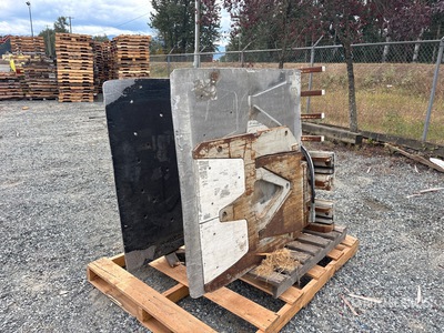 2011 Cascade Hydraulic Clamp - Fits Forklift