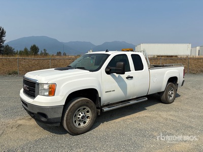 2013 GMC Sierra 3500HD 4x2 Extended Cab ピックアップ