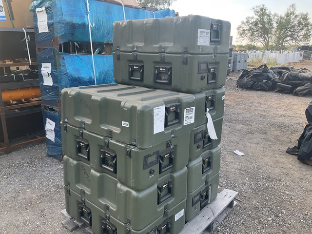 (5) Storage Cases (5) Storage Cases