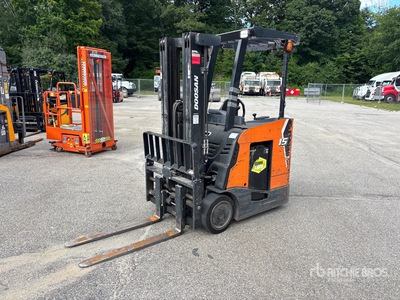 2020 Doosan B15SU-9 2750 lb Montacargas Eléctrico