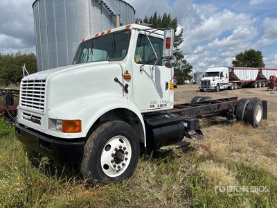 International 8100 4x2 Cabine et châssis