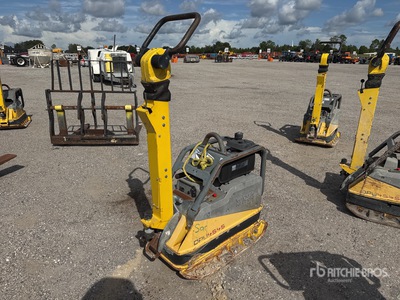 Wacker DPU4545 Vibratory Plate Compactor