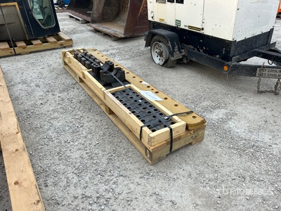 Quantity of (23) Cat Parts Parti varie (Unused)