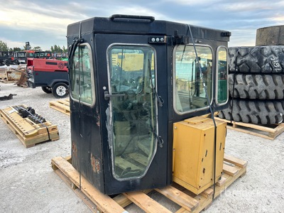 5 ft 7 in Cabina - Fits Cat D10