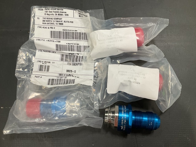 (4) Boeing 390275-12 Quick Disconnect Coupling Halves