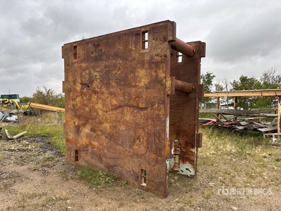 10 ft x 10 ft (4 in Wall) Trench Box