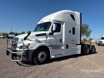 2019 Freightliner Cascadia 126 6x4 T/A Slaapcabine Trekker