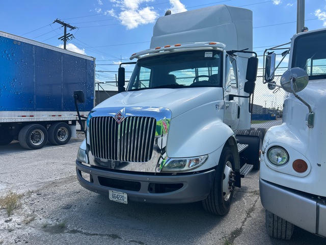 2007 International 8600 6x4 T/A Day Cab Truck Tractor