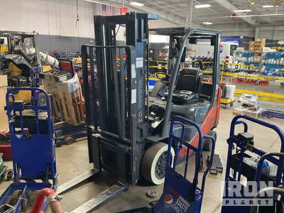 Toyota 8FGCU20 3500 lb Cushion Tire Forklift