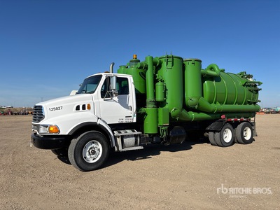 2005 Vactor Guzzler on 2005 Sterling LT9500 6x4 Camion-citerne à vide