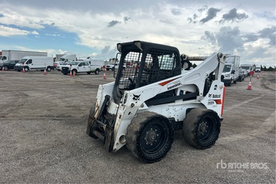 2017 Bobcat S850 Two-Speed を見 Skid-Steer Loader