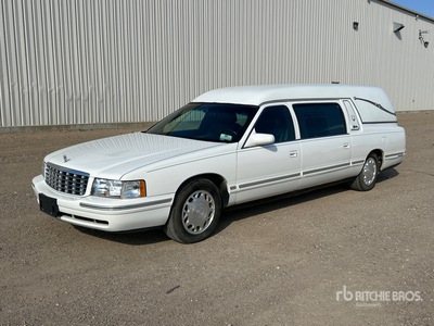 1998 Cadillac DeVille Superior Funeral Coach Automobile