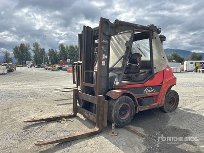 2010 Linde H60D 6000 lb Pneumatic Tire Forklift (Inoperable)