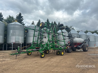 John Deere 2410 41 ft Air Drill