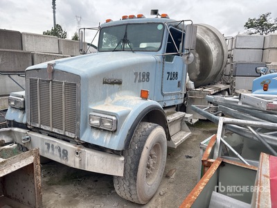 1997 Kenworth W900 6x4 Mixer Truck (Inoperable)