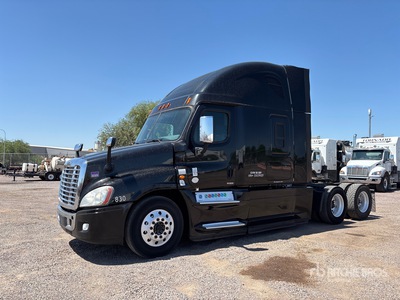 2016 Freightliner Cascadia 125 6x4 T/A Sleeper Truck Tractor