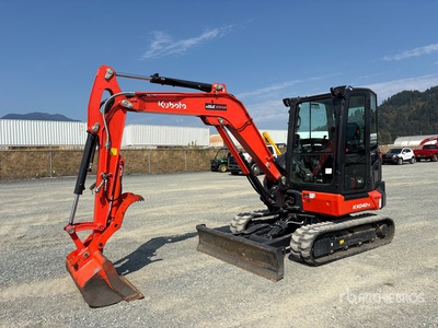 2024 Kubota KX040-5 Mini Excavadora
