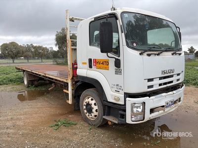 2008 Isuzu FTR 900 4x2 Flatbed Truck