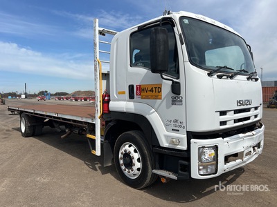 2008 Isuzu FTR 900 4x2 Flatbed Truck