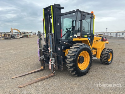 2018 JCB 945-4 4500 kg 4x4 Rough Terrain Forklift