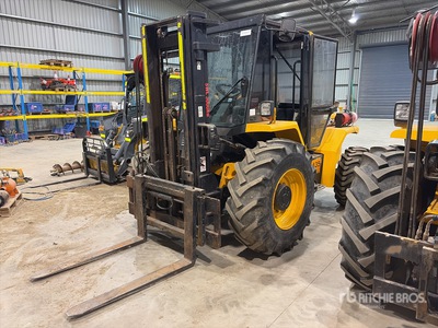 2018 JCB 9304 4x4 Rough Terrain Forklift
