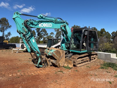 Kobelco SK135SR-5 Tracked Excavator