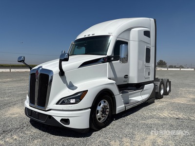 2024 Kenworth T680 6x4 Cabeza Tractora Cabina Dormitorio