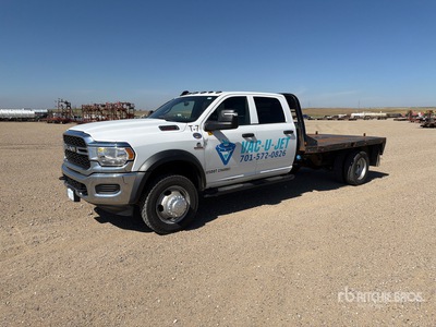 2024 Dodge Ram 5500 Heavy Duty 4x4 Crew Cab 平台トラック