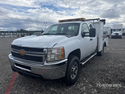 2013 Chevrolet Silverado 3500 4x4 Extended Cab شاحنة متعددة الاغراض