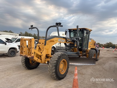 2011 John Deere 872GP AWD Motoniveladora