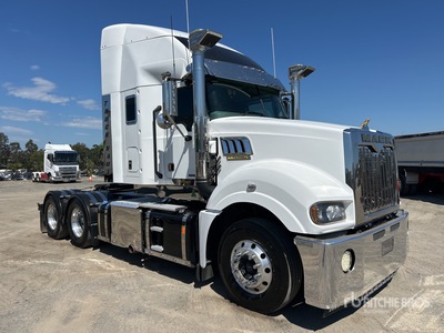 2022 Mack CLXT Super-Liner 6x4 T/A Sleeper Truck Tractor