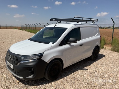 2023 Nissan Townstar Fourgon cargo