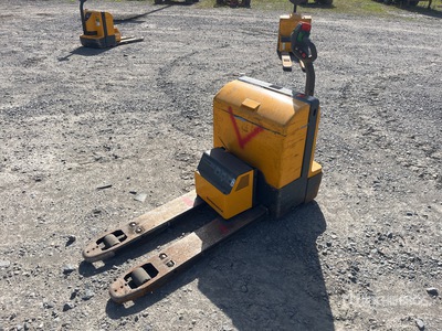 2000 Jungheinrich EJE-R22 Electric Pallet Jack