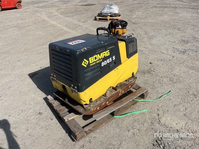 Bomag 80/65 S Trilplaat