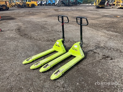 Quantity of (2) 2025 Pramac Lifter 2500 kg Transpalette